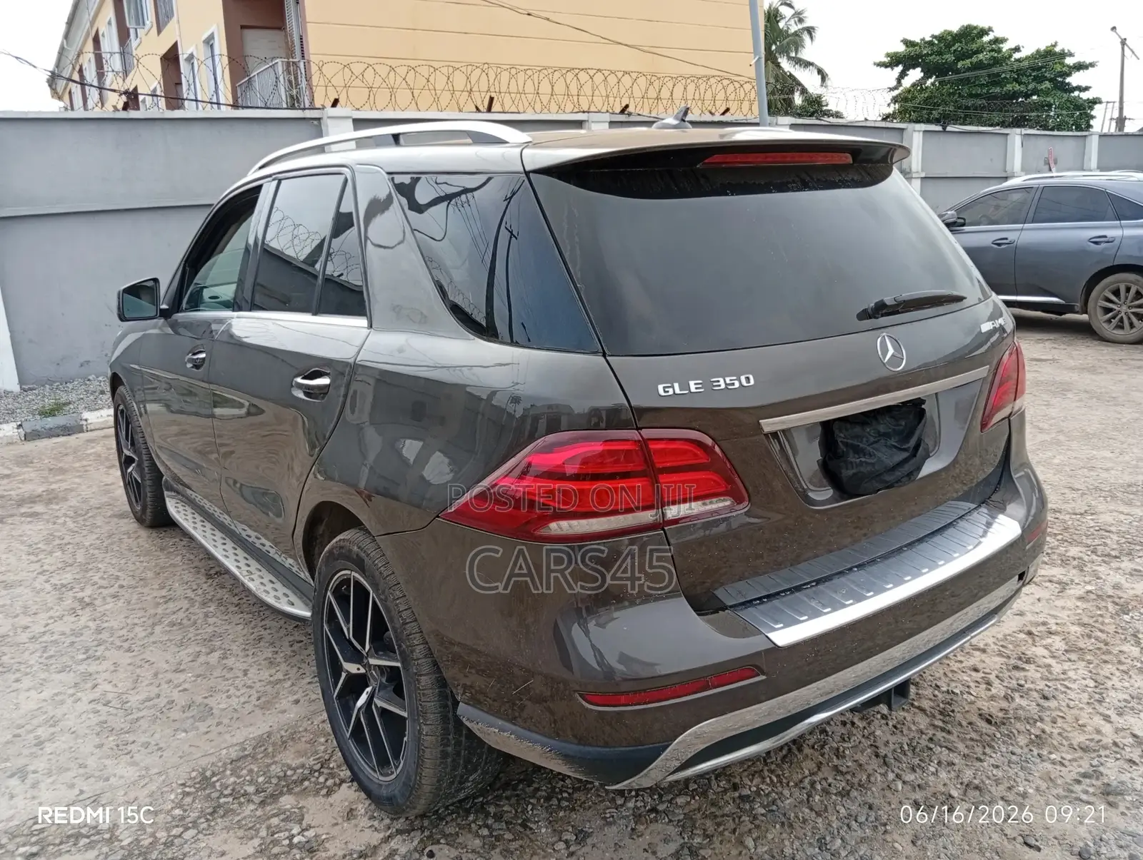 Mercedes-Benz M Class 2010 Brown