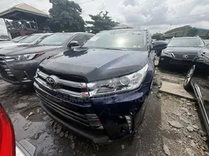 Toyota Highlander Limited Platinum 4dr SUV (3.5L 6cyl 6A) 2015 Blue