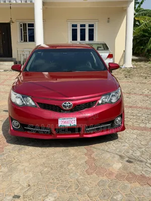 Toyota Camry 2013 Red