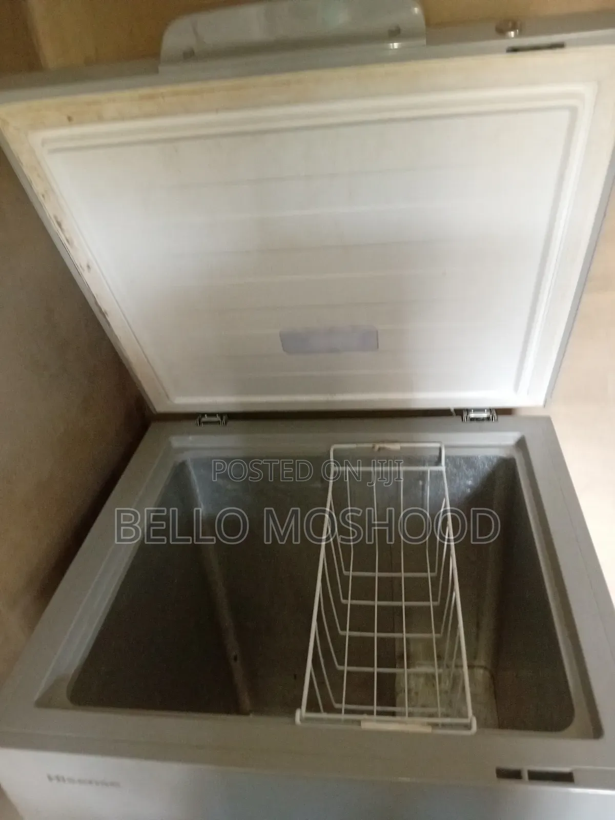 158l Hisense Freezer