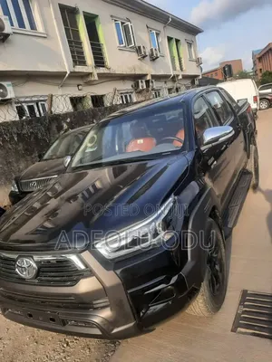 Toyota Hilux 2014 Black