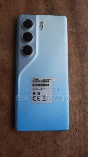 Tecno Camon 40 Pro 4G 256 GB Blue