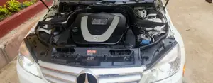 Mercedes-Benz C300 Luxury 4Matic Sedan AWD (3.0L 6cyl 7A) 2010 White
