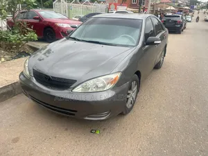 Toyota Camry 2004 Gray