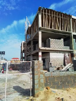 3bdrm Apartment in Lifecamp for sale