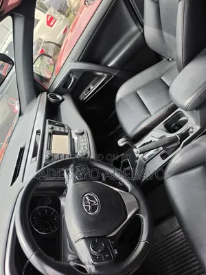 Toyota RAV4 2016 Orange