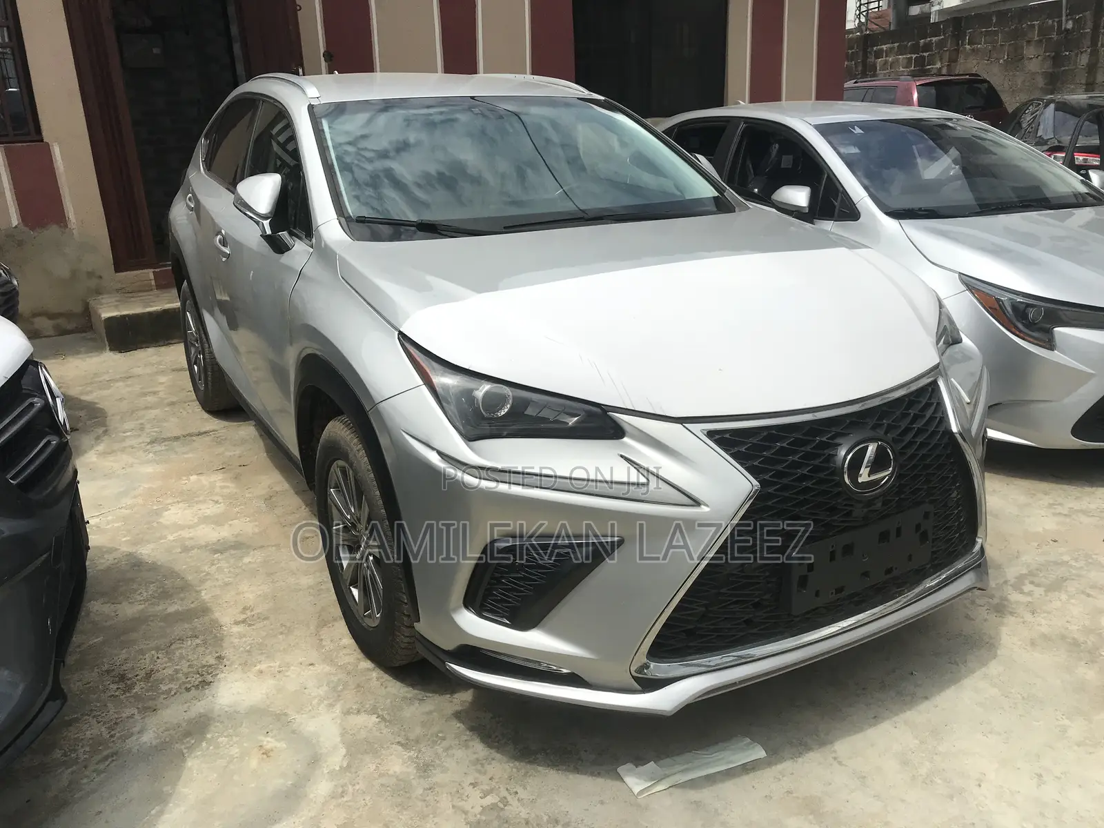 Lexus NX 2017 Silver