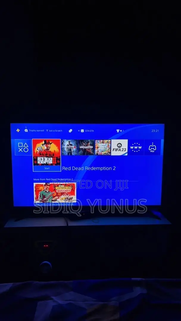 Playstation 4 Pro With 5 Games