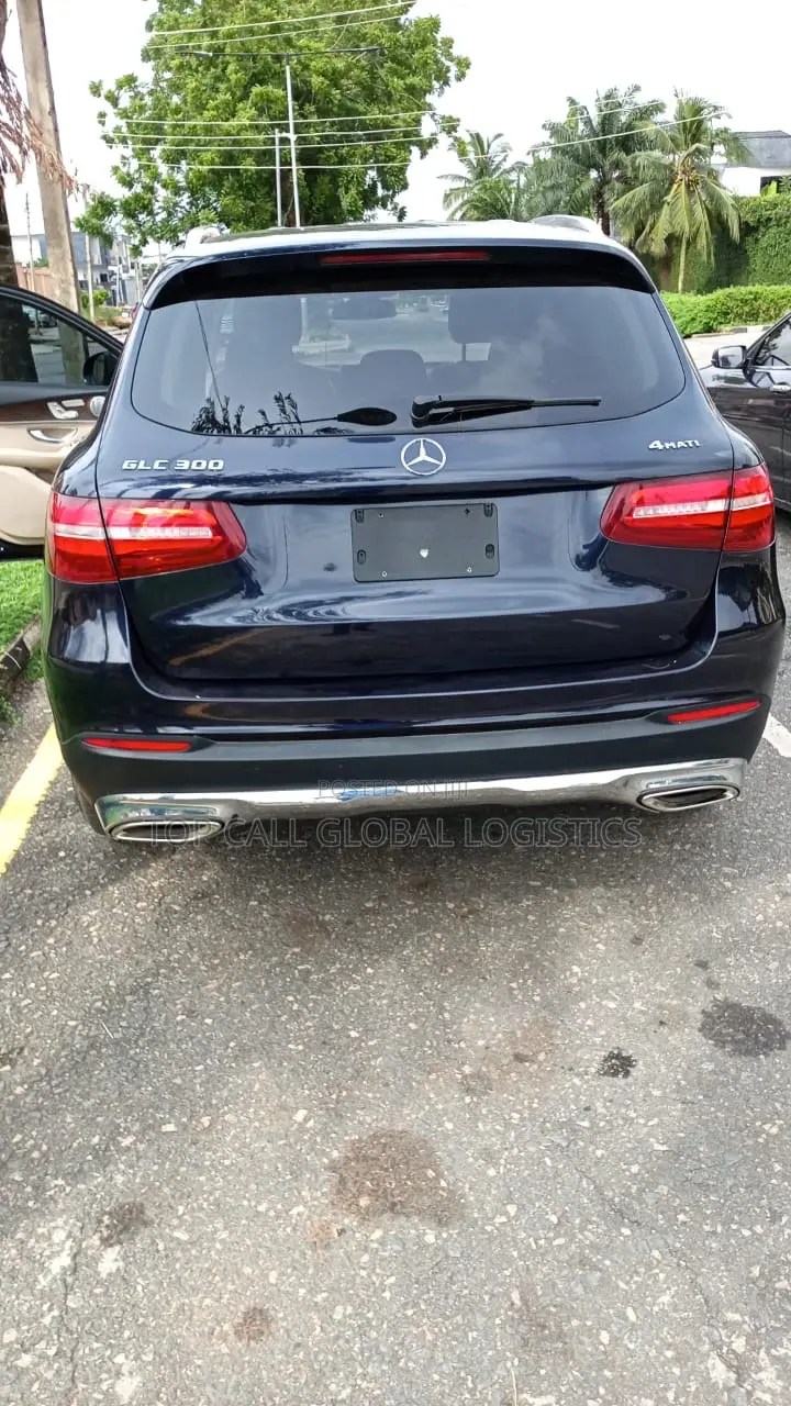 Mercedes-Benz GLC-Class 2018 Blue