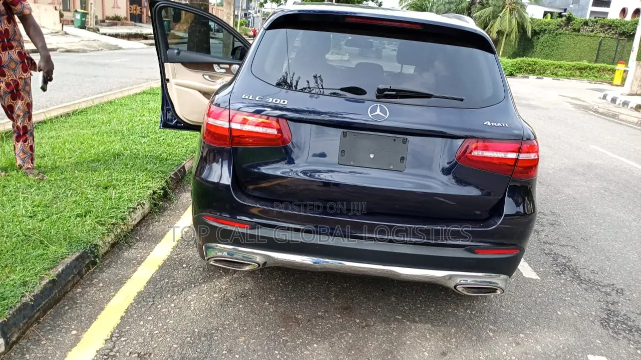 Mercedes-Benz GLC-Class 2018 Blue