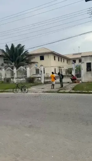 1,250 SQM of Land With Structure for Sale at Lekki