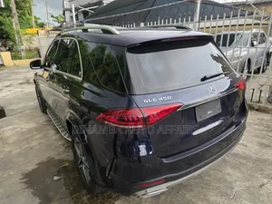 Mercedes-Benz GLE-Class 2021 Blue