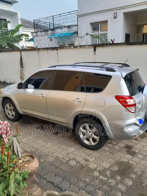 Toyota RAV4 3.5 Limited 2010 Silver