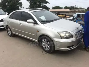 Toyota Avensis 2006 Silver