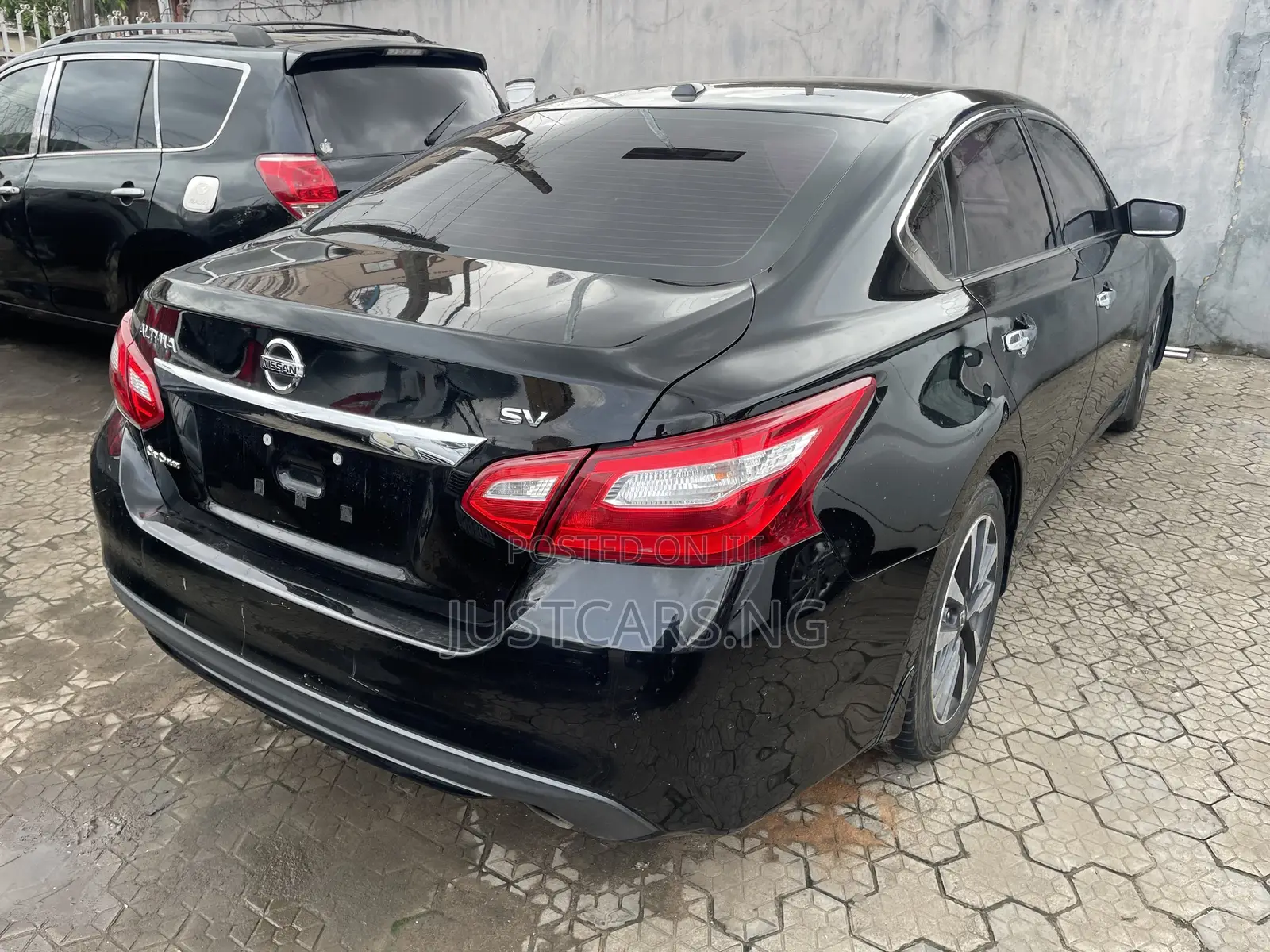 Nissan Altima 2017 Black