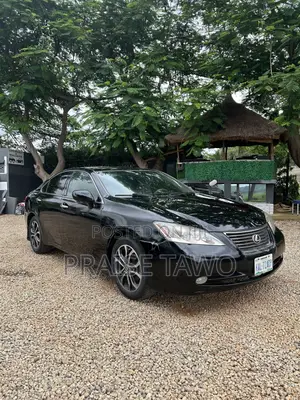 Lexus ES 2013 Black
