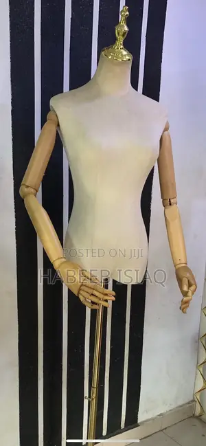 Female Mannequin