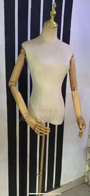 Female Mannequin