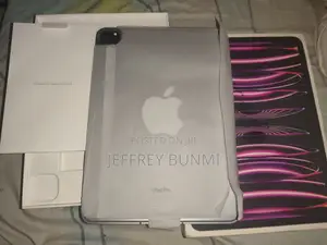 Apple iPad Pro 11 (2022) 256 GB Gray