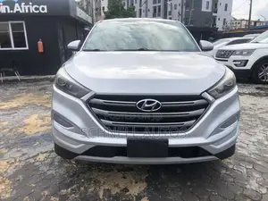 Hyundai Tucson SE AWD 2017 Silver