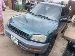 Toyota RAV4 Base 4x4 1997 Green