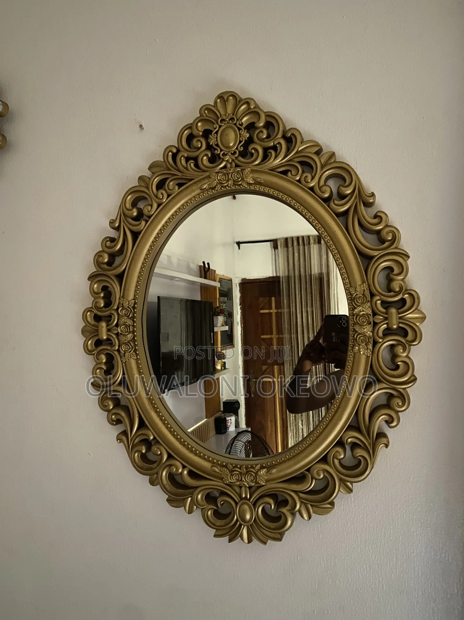 Royal Mirror 
