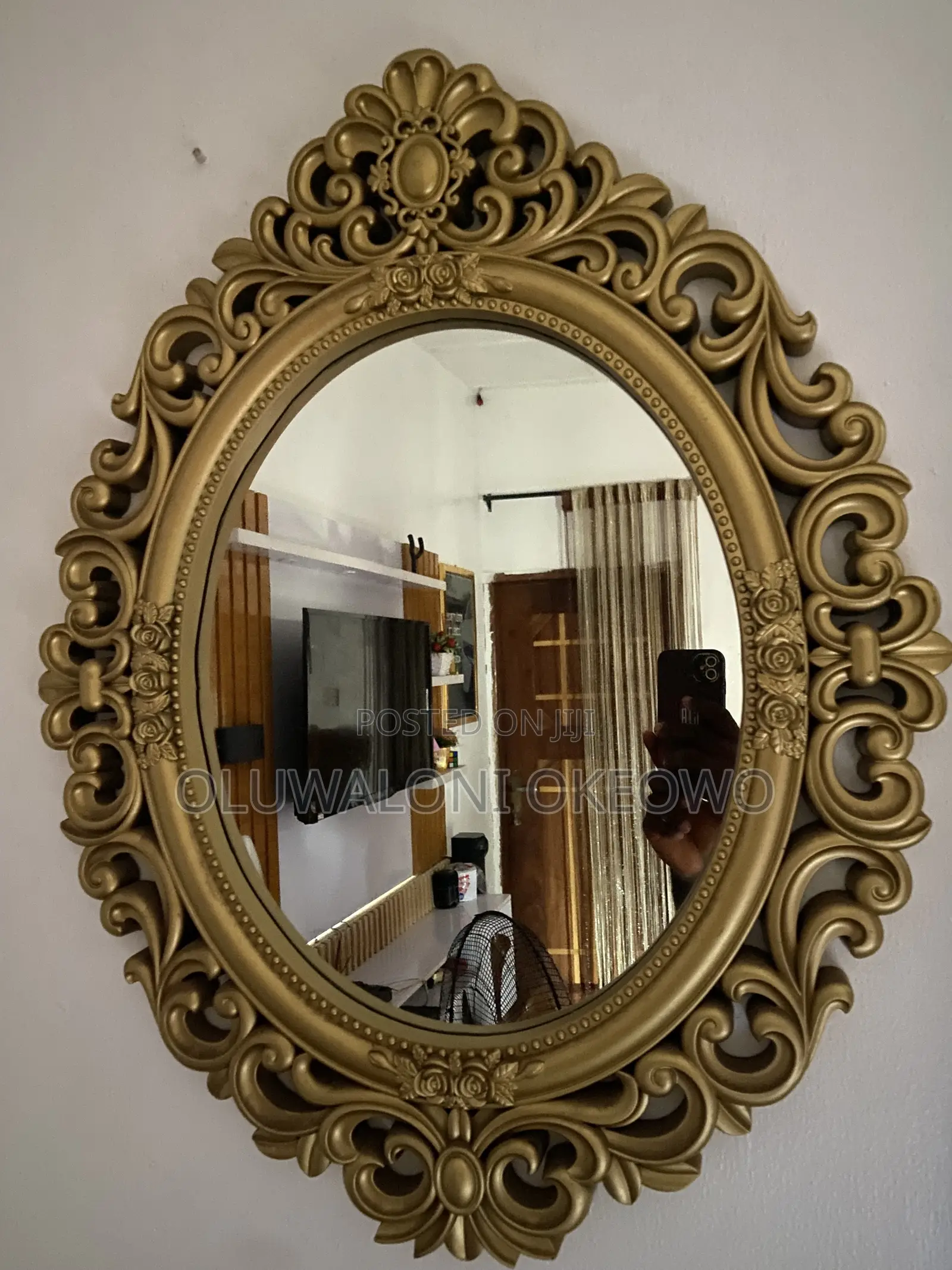 Royal Mirror 