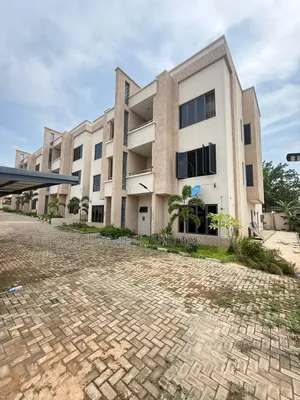 5bdrm Duplex in Life Camp for sale