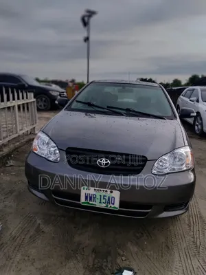 Toyota Corolla 2004 Silver