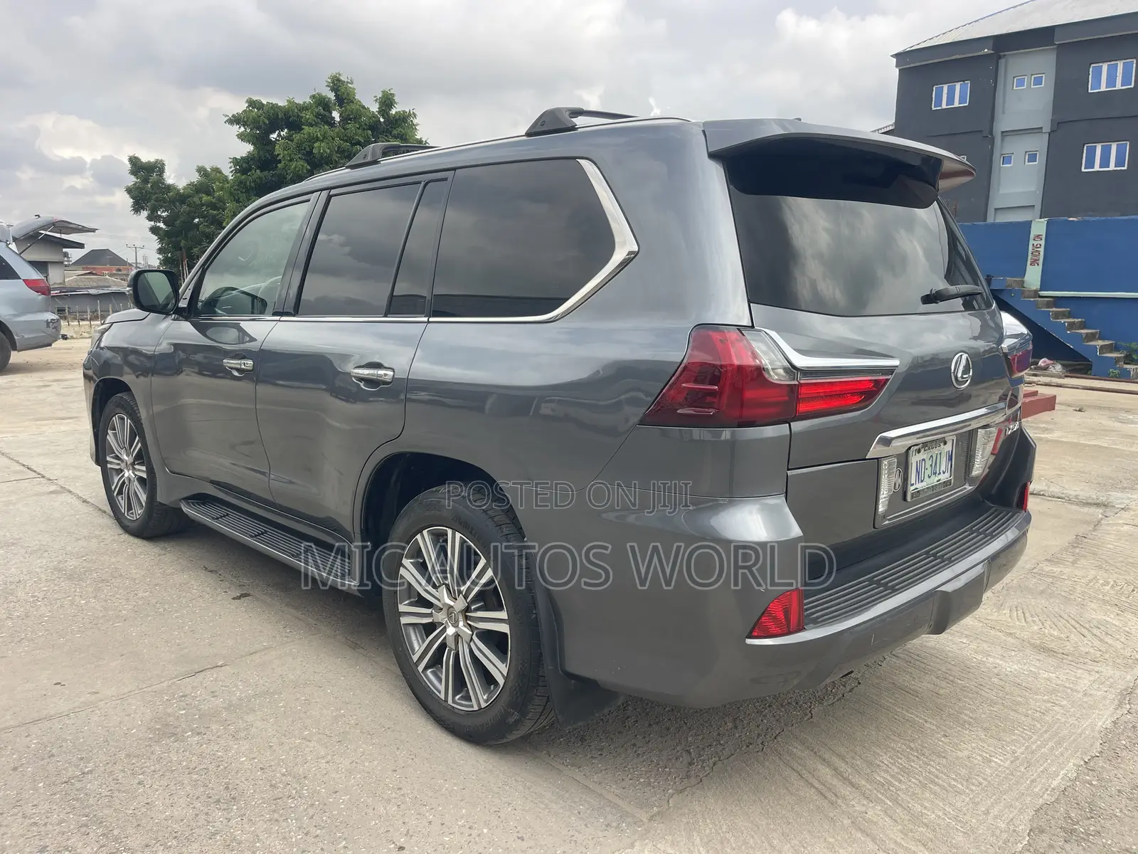 Lexus LX 2017 Gray