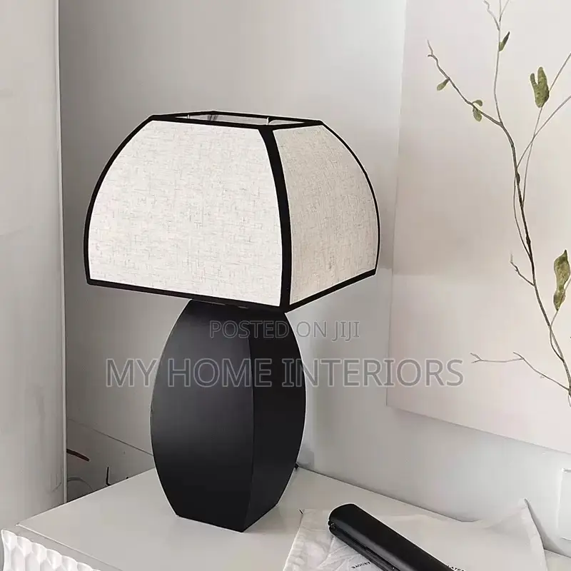 Vintage Black White Table Lamp