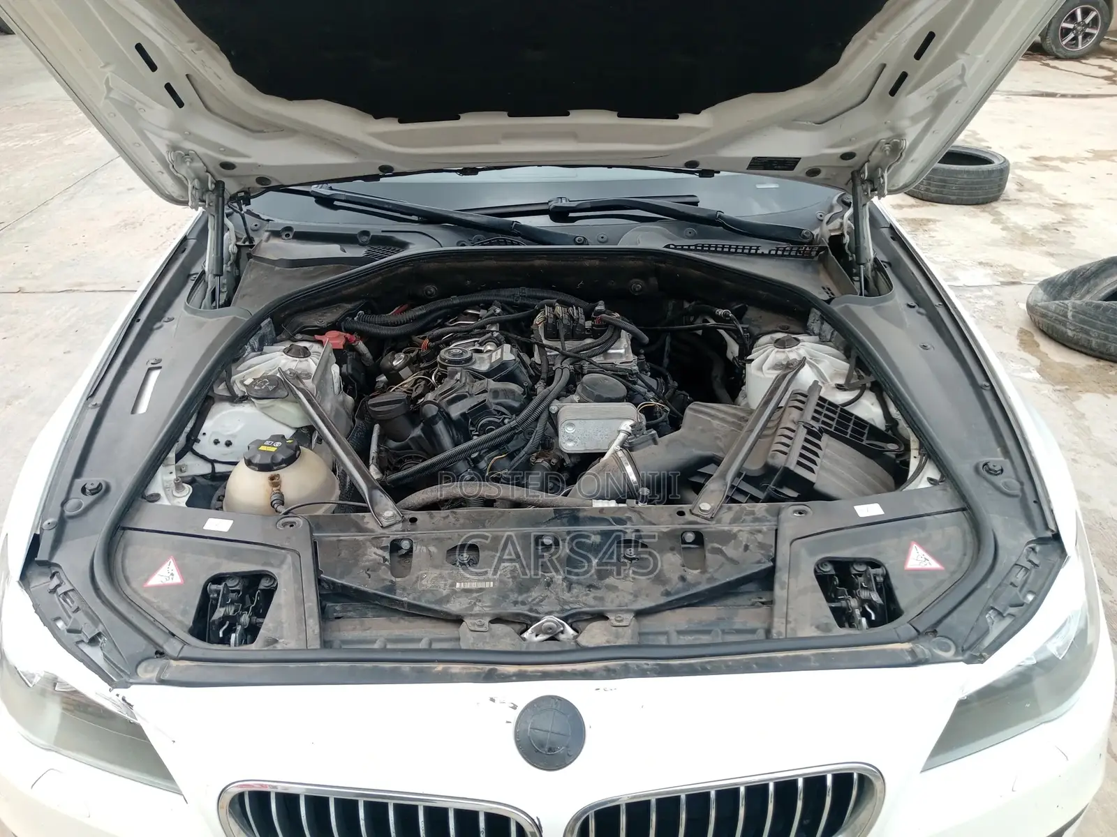 BMW 528i 2014 White