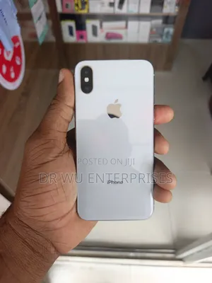 Apple iPhone X 64 GB White