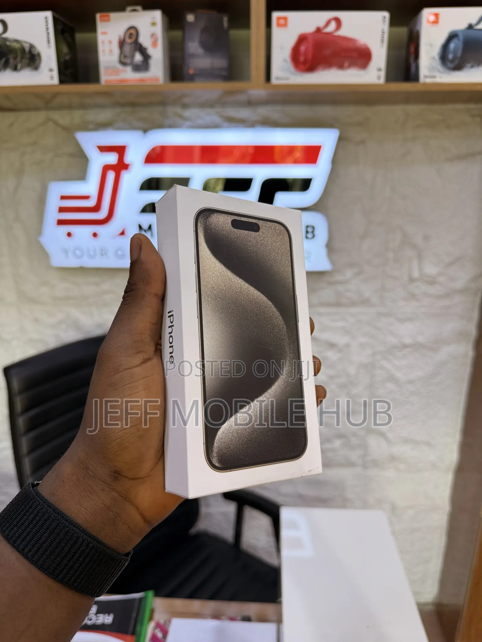 New Apple iPhone 15 Pro 256 GB Silver