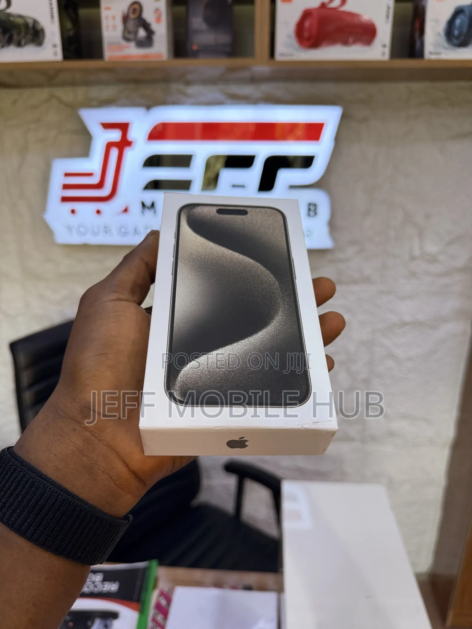 New Apple iPhone 15 Pro 256 GB Silver
