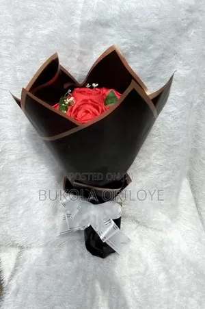 Flowers Bouquet Rentals Service