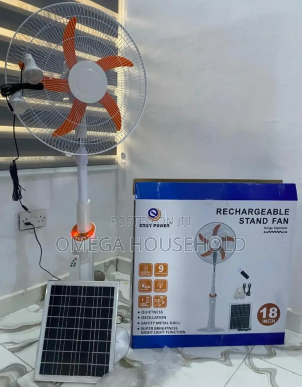 18" Solar Powered Fan With Panel and Bulbs