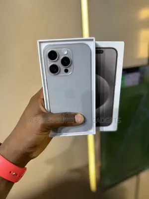 New Apple iPhone 15 Pro 128 GB