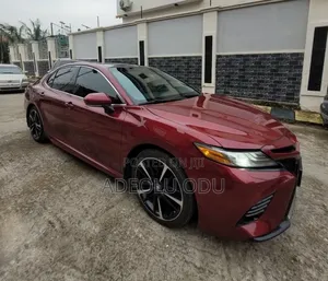 Toyota Camry 2018 Red