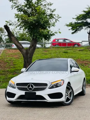 Mercedes-Benz C400 2018 White