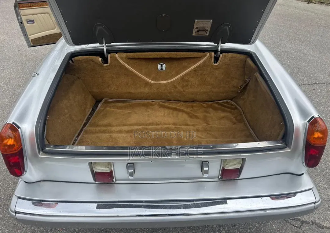 Rolls-Royce Corniche 1991 White