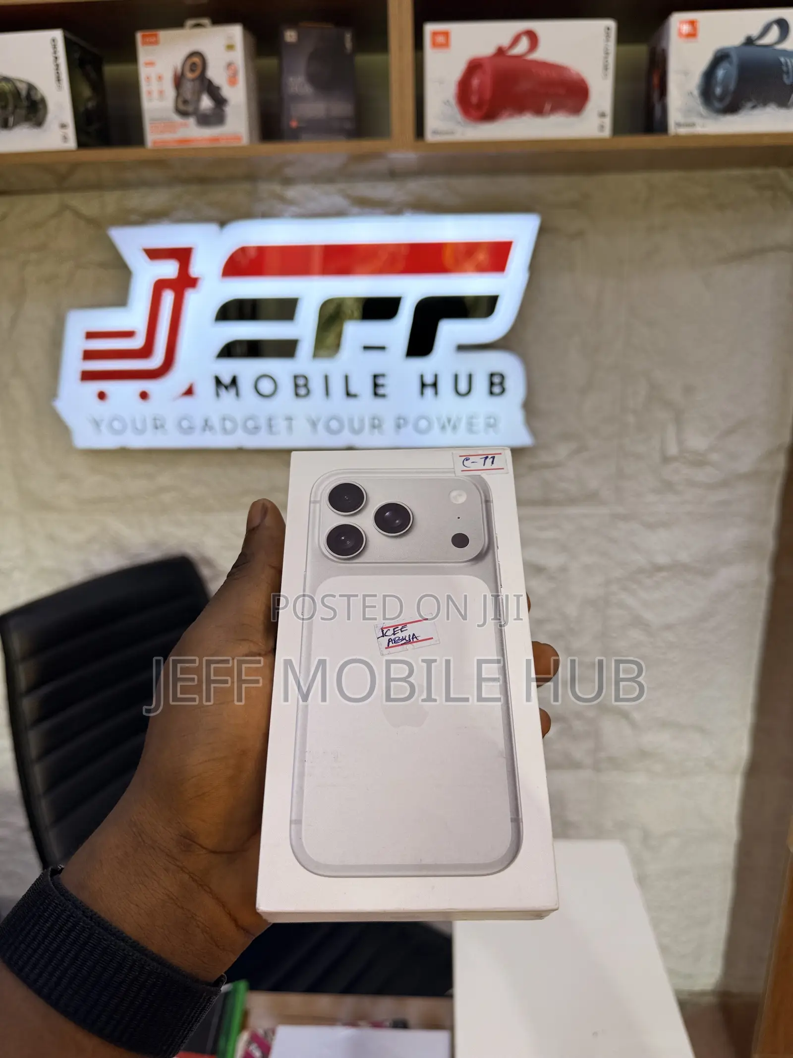 New Apple iPhone 17 Pro 1 TB White