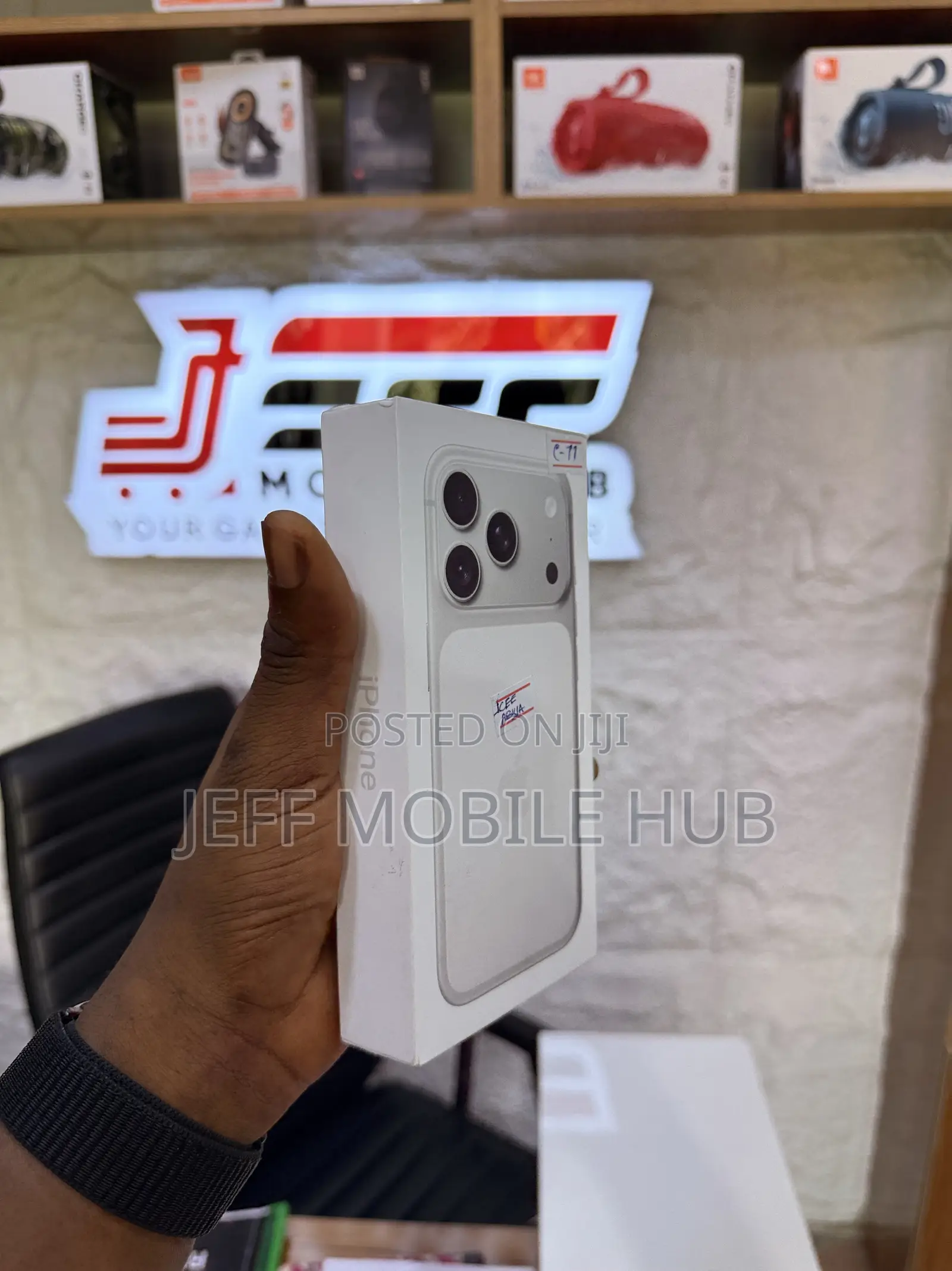 New Apple iPhone 17 Pro 1 TB White