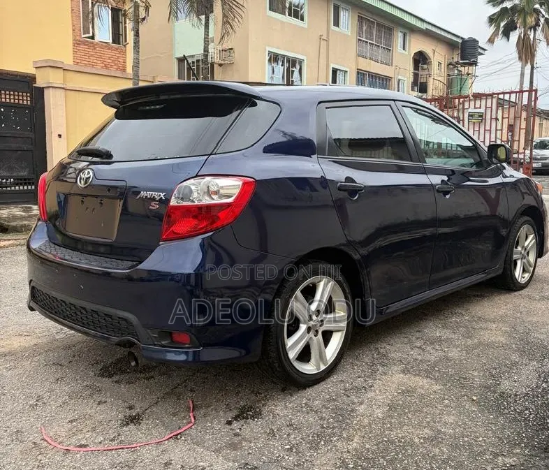 Toyota Matrix 2012 Blue