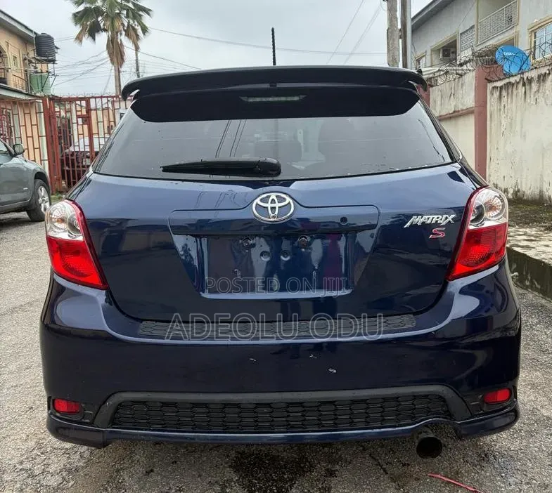 Toyota Matrix 2012 Blue
