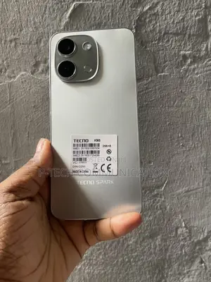 Tecno Spark 40 128 GB Gray