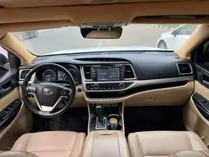 Toyota Highlander 2019 White