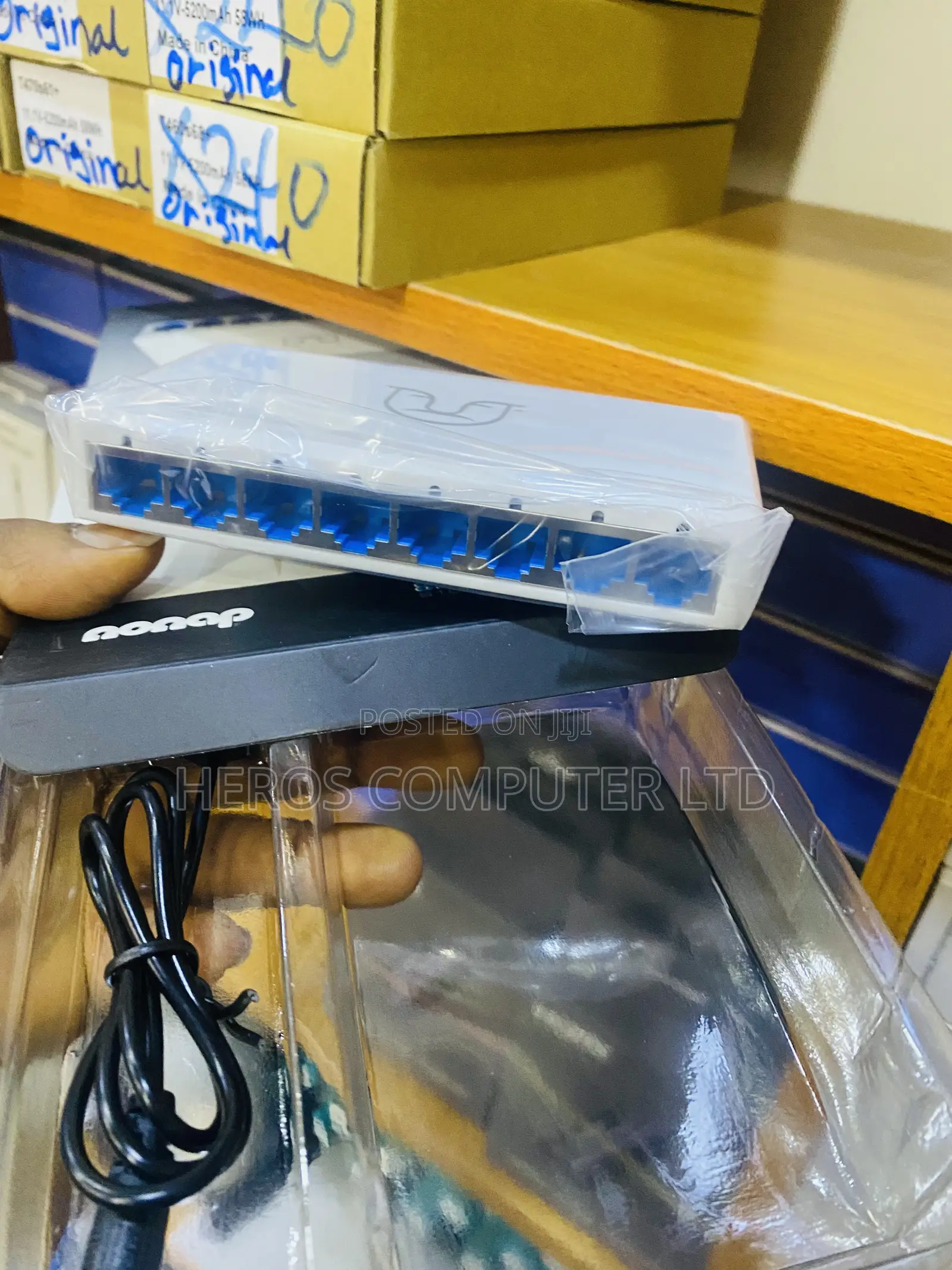 8 Port Networking Switch