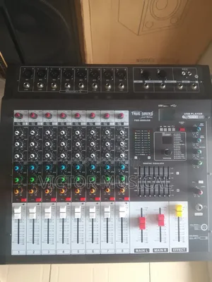 8channells Powered Mixer