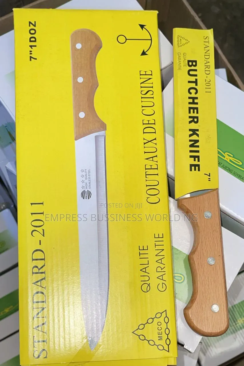 Dozen of Knives